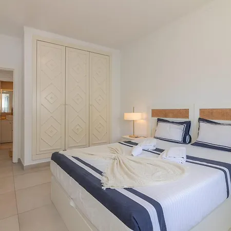 Blue Escape - Prainha, * Alvor