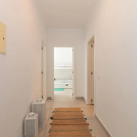 Blue Escape - Prainha, Алвор